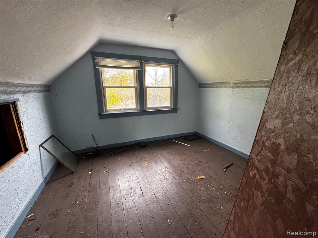 637 S Clemens Avenue, Lansing, MI 48912 — Photo 15