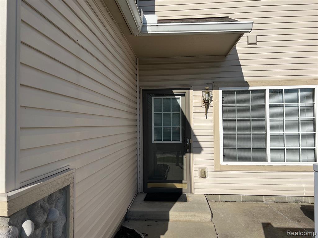 26652 KIRKWAY Drive, Woodhaven, MI 48183 — Photo 7
