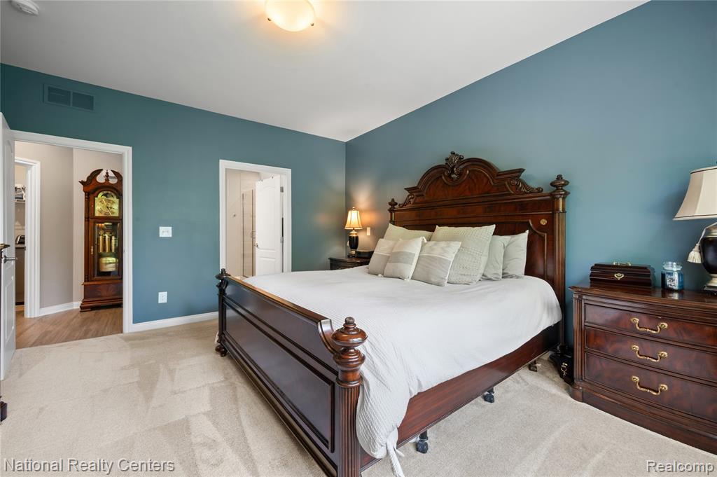 48796 Windfall Road, Novi, MI — Photo 16