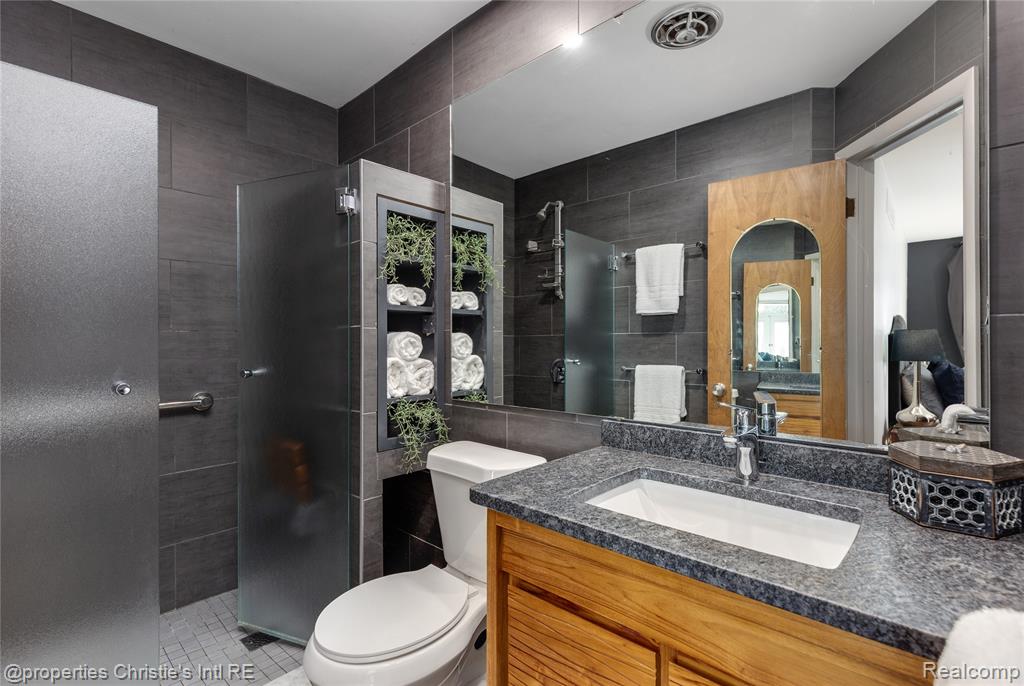 1522 Chateaufort Place, Detroit, MI 48207 — Photo 8