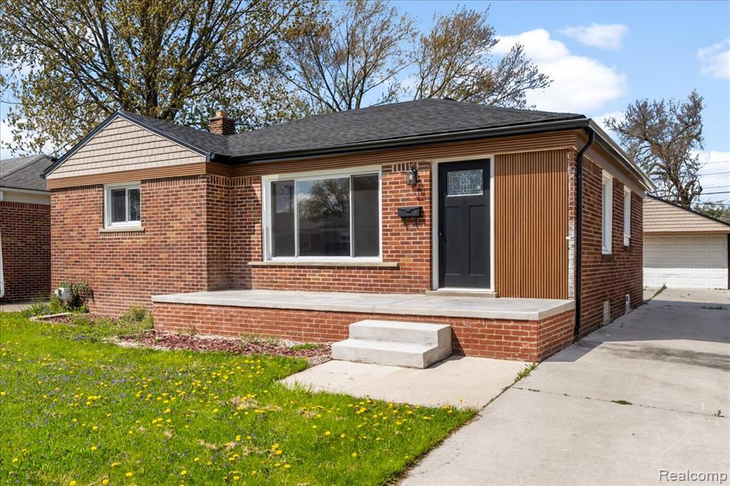 22631 Mylls Street, Saint Clair Shores, MI 48081 — Photo 2