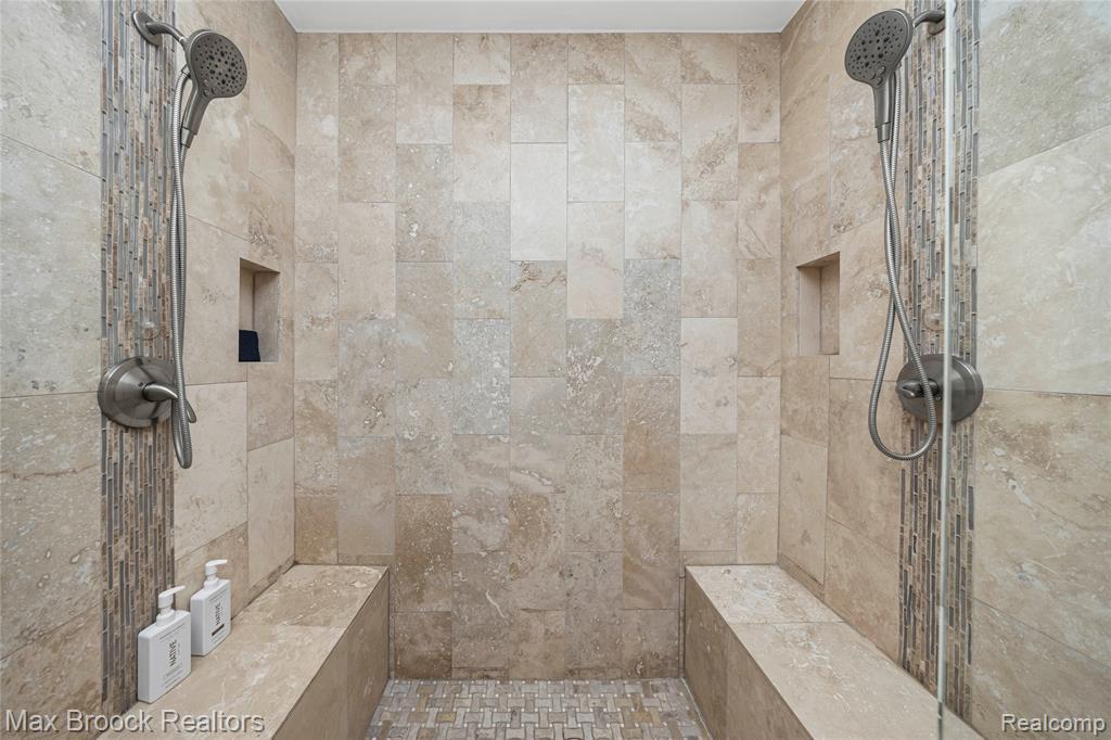 967 Ann Street, Birmingham, MI 48009 — Photo 32
