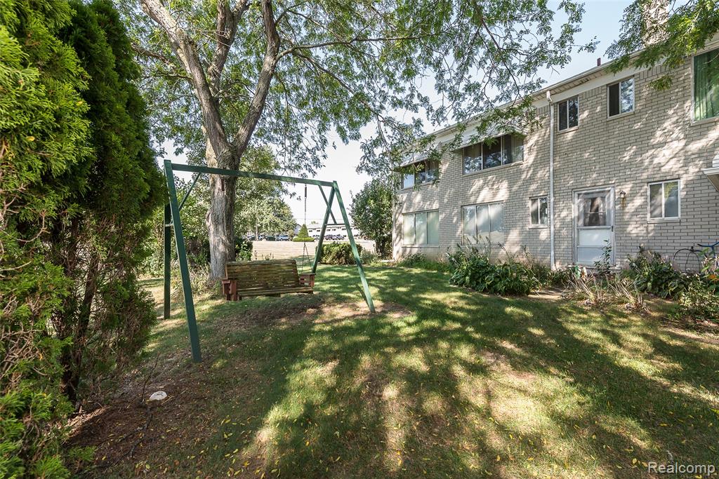 5959 Alan Drive, 52, Brighton, MI 48116 — Photo 28