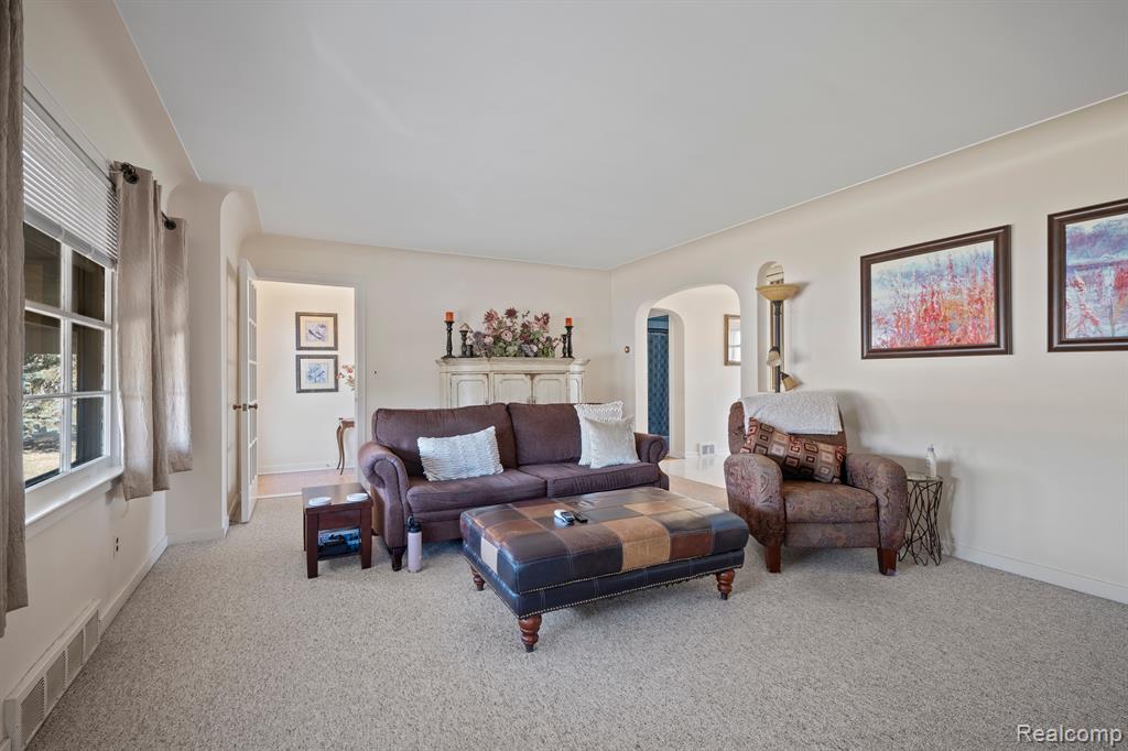 51150 NORTH Avenue, Macomb, MI 48042 — Photo 7