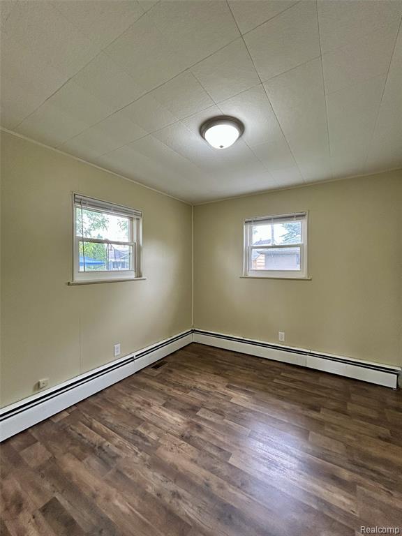 555 Antoine Street, Wyandotte, MI 48192 — Photo 9
