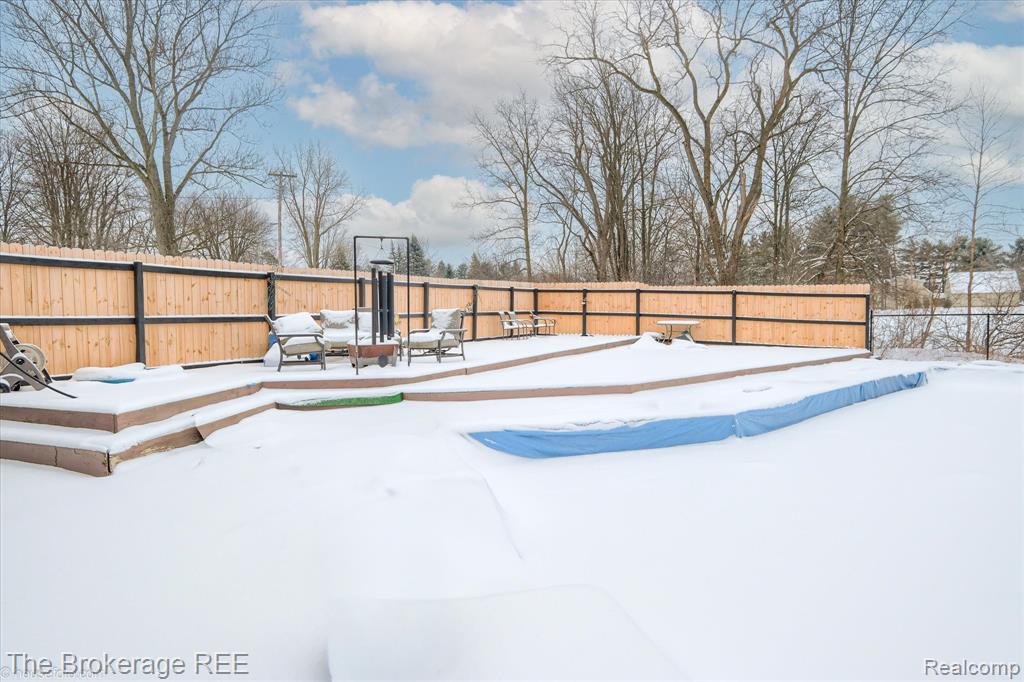 7310 Brewer Road, Flint, MI 48507 — Photo 8