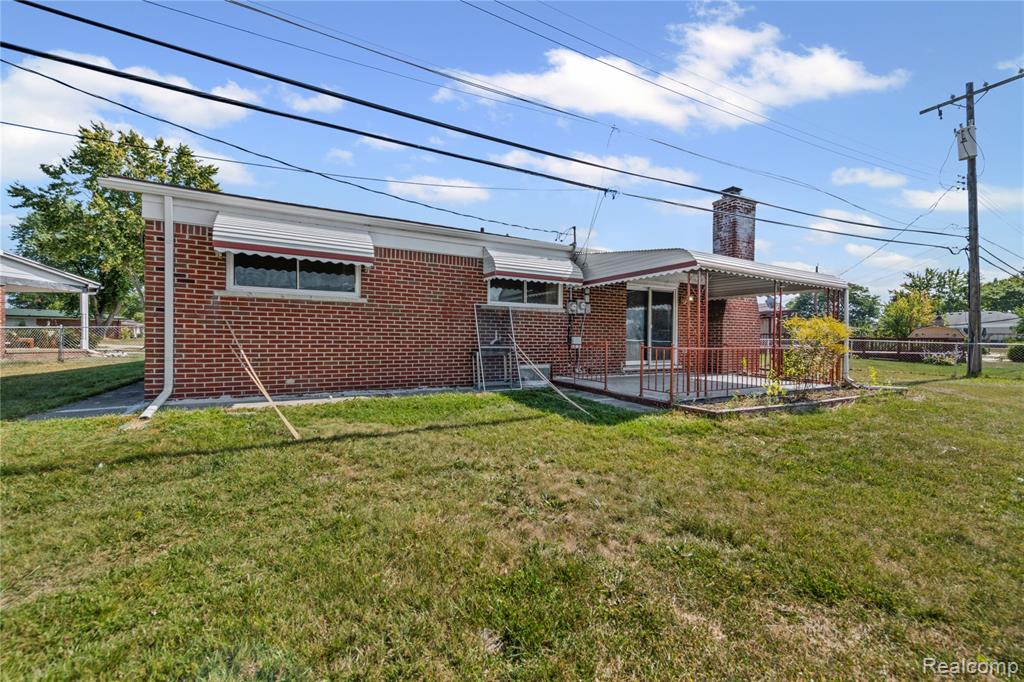 4900 Kadena Court, Sterling Heights, MI 48310 — Photo 34