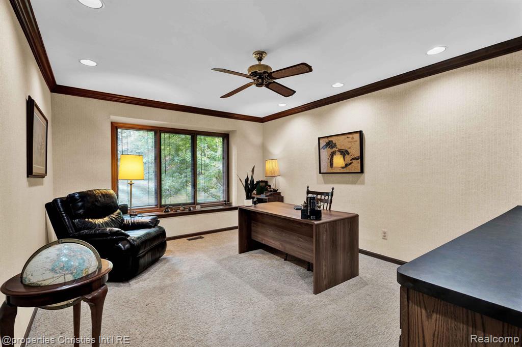5641 SUSSEX Drive, Troy, MI 48098 — Photo 25