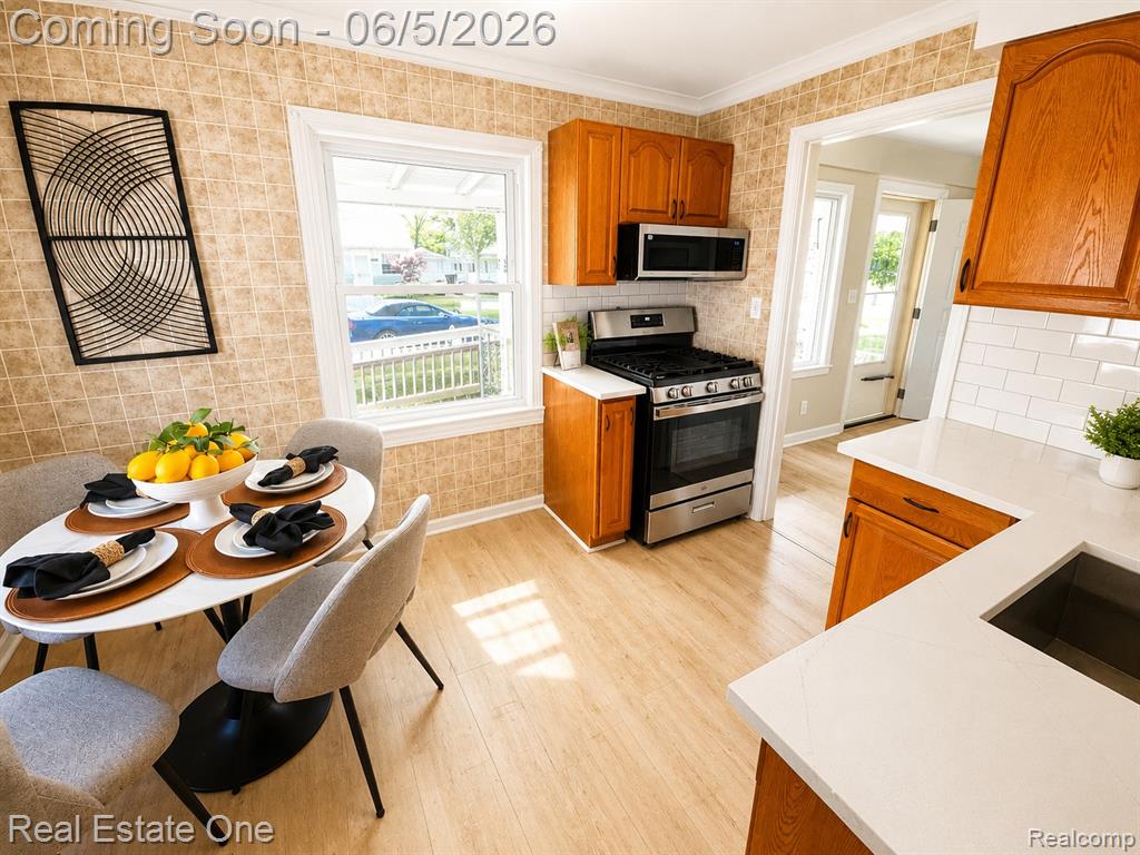 3926 21st Street, Wyandotte, MI 48192 — Photo 8