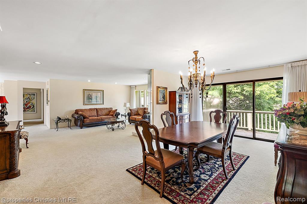 7460 PEBBLE Lane, West Bloomfield, MI — Photo 7