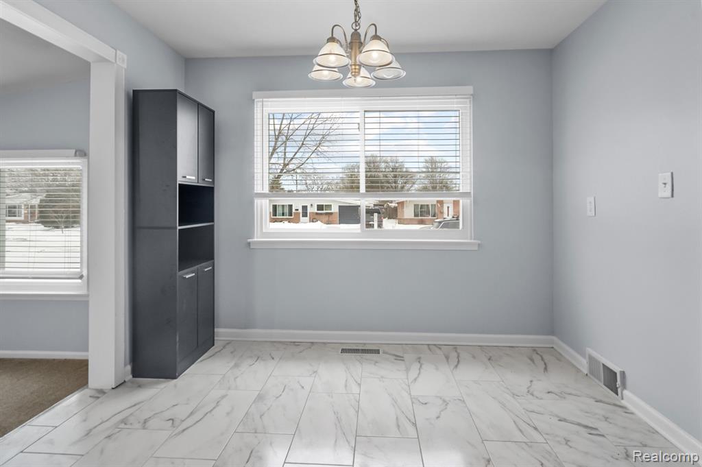 456 S Hawthorne Street, Westland, MI 48186 — Photo 13