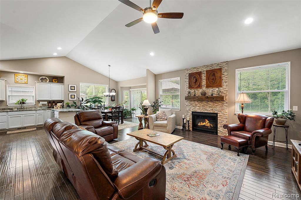 52 Parker Lane, Ortonville, MI 48462 — Photo 12