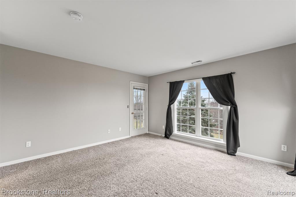51936 Wave Lane, New Baltimore, MI — Photo 15