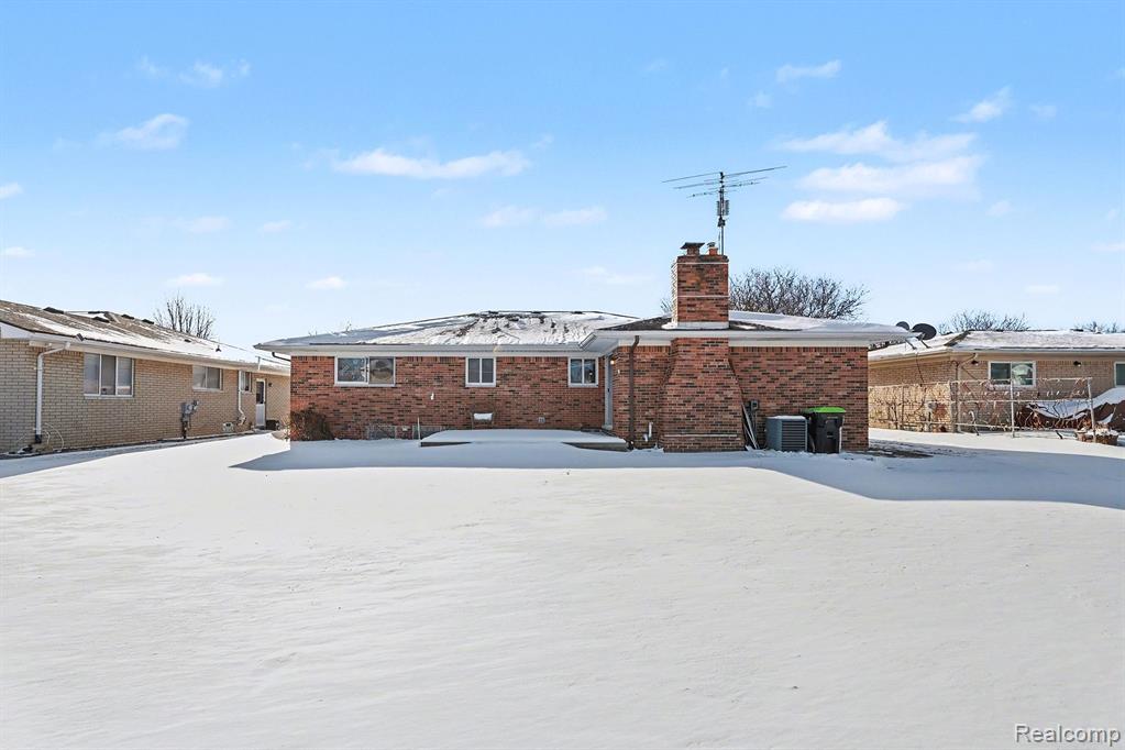 4135 Rose Mary Drive, Sterling Heights, MI 48310 — Photo 23