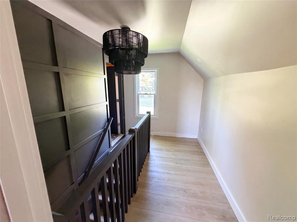 492 Algene Street, Lake Orion, MI 48362 — Photo 15
