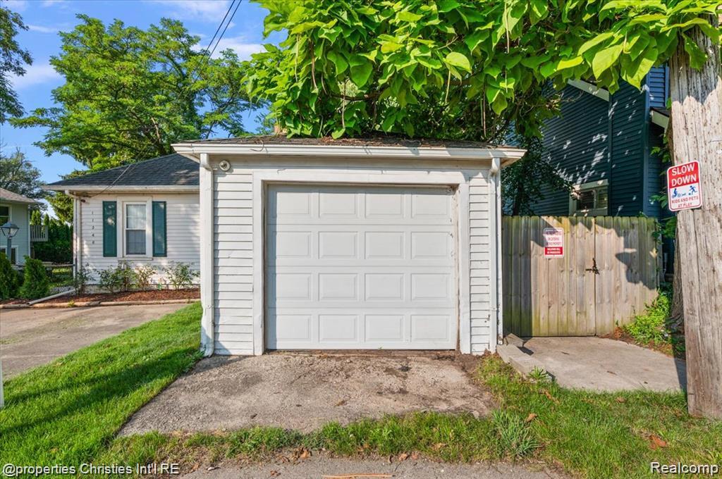 11346 E Shore Drive, Whitmore Lake, MI 48189 — Photo 61
