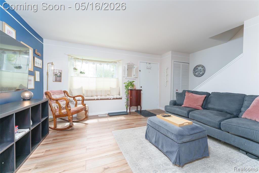 1821 Sheffield Drive, Ypsilanti, MI 48198 — Photo 5