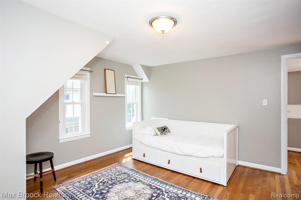 10475 Vernon Avenue, Huntington Woods, MI — Photo 31