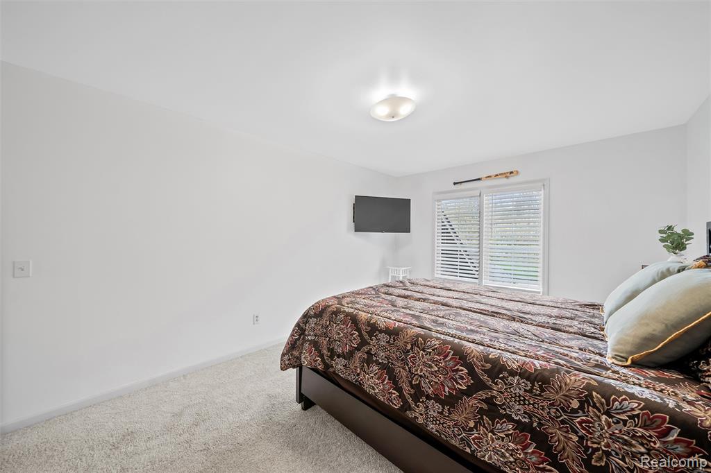 46611 Darwood Court, Plymouth, MI 48170 — Photo 43