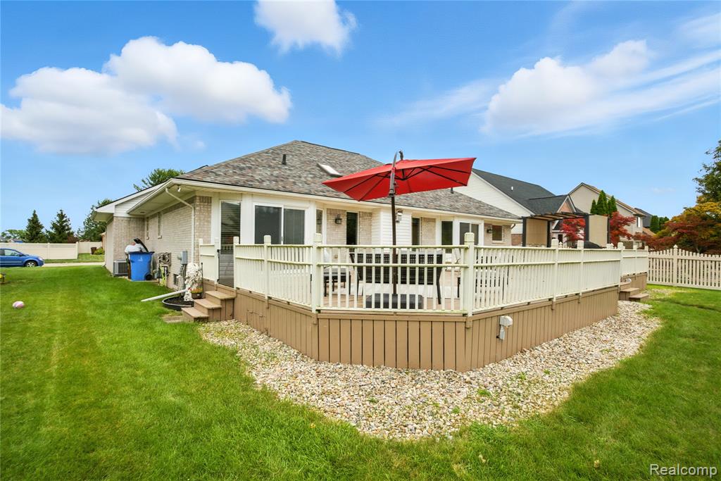 28922 Sugar Island Court, Gibraltar, MI — Photo 20