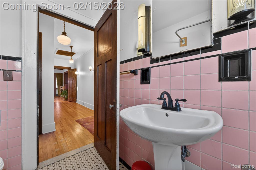 241 Moss Street, Highland Park, MI 48203 — Photo 18