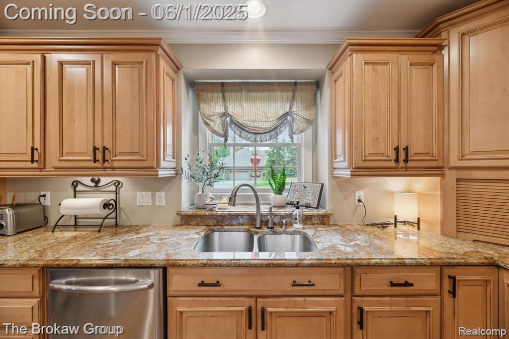 6387 Pinebrook Lane, Burton, MI 48509 — Photo 18