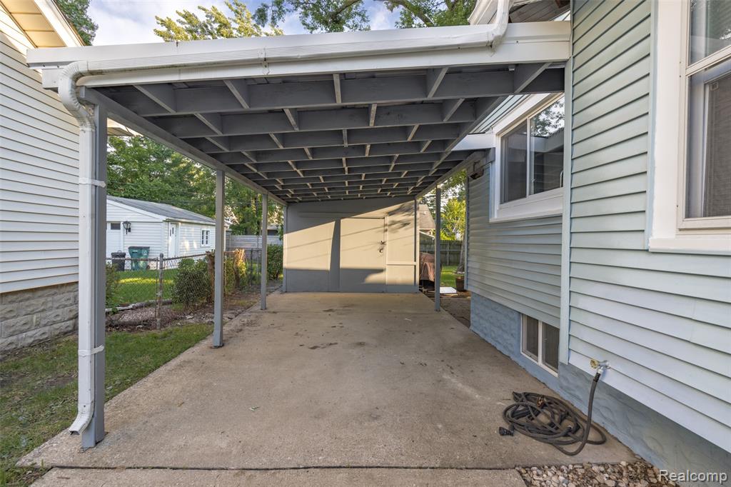 421 W Troy Street, Ferndale, MI 48220 — Photo 41