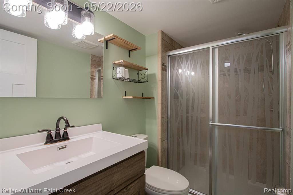 2189 Michigan Road, Port Huron, MI 48060 — Photo 16