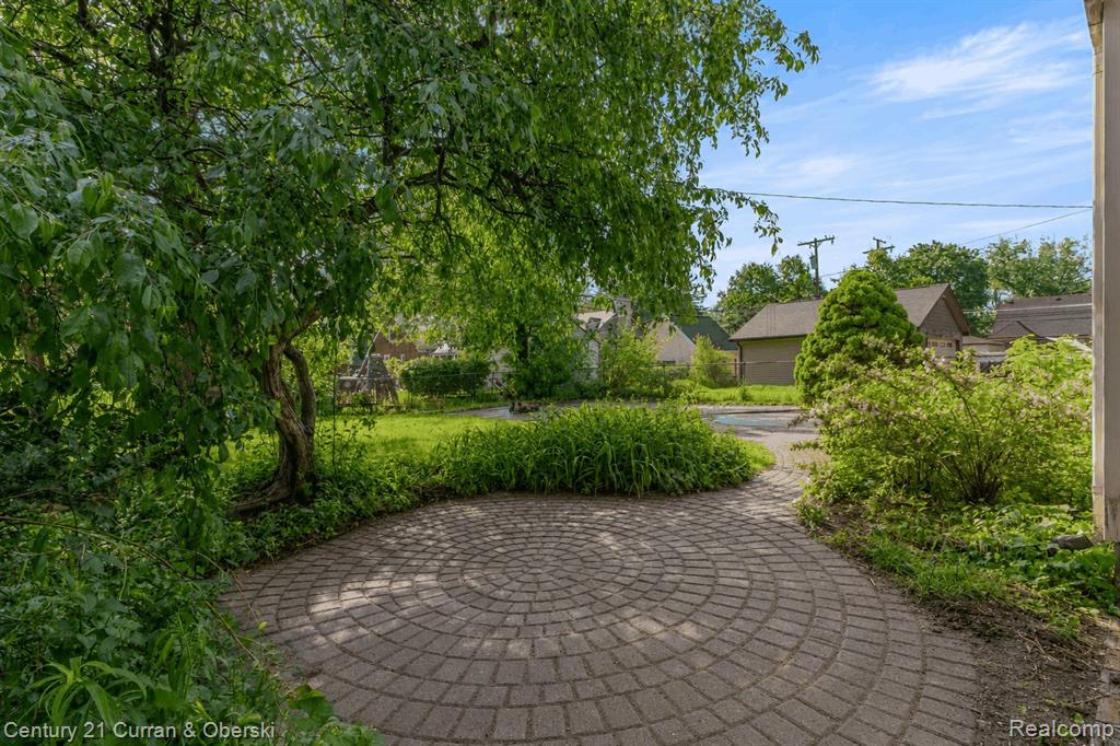 9616 Auburndale Street, Livonia, MI 48150 — Photo 43