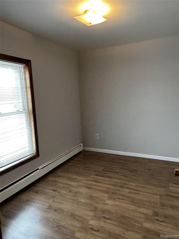 68250 GRAND TRUNK UNIT 4 Avenue, Richmond, MI 48062 — Photo 3