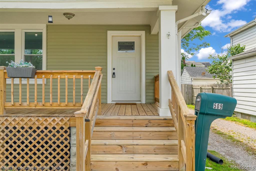 509 13th Street, Port Huron, MI 48060 — Photo 4