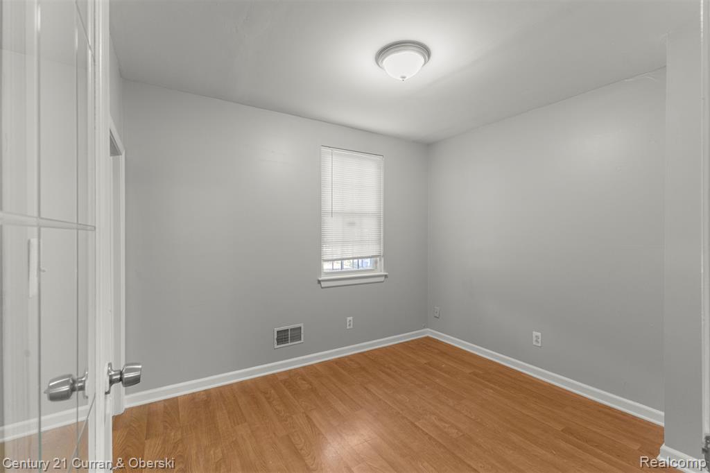 8239 Lafayette Boulevard, Detroit, MI 48209 — Photo 12