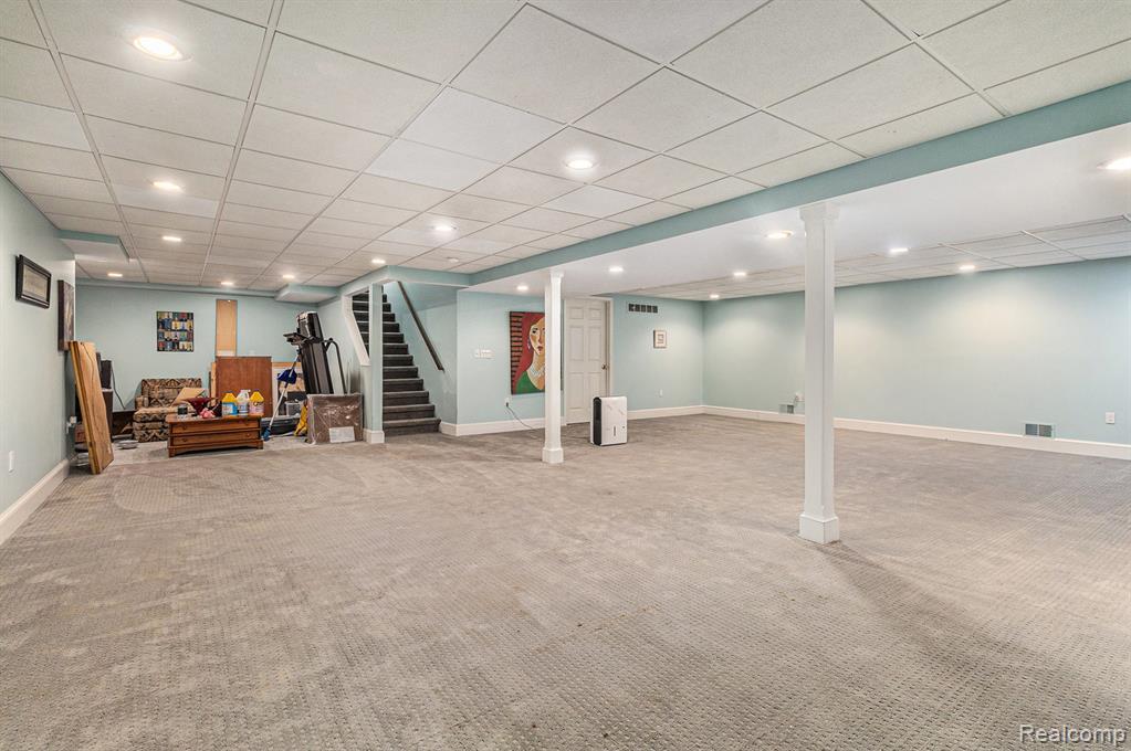 5895 Meadows Drive, Clarkston, MI 48348 — Photo 36