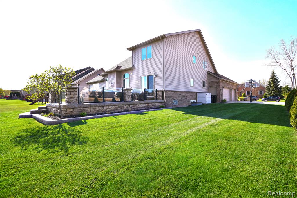 9185 COPPER RIDGE Drive, Davison, MI 48423 — Photo 55