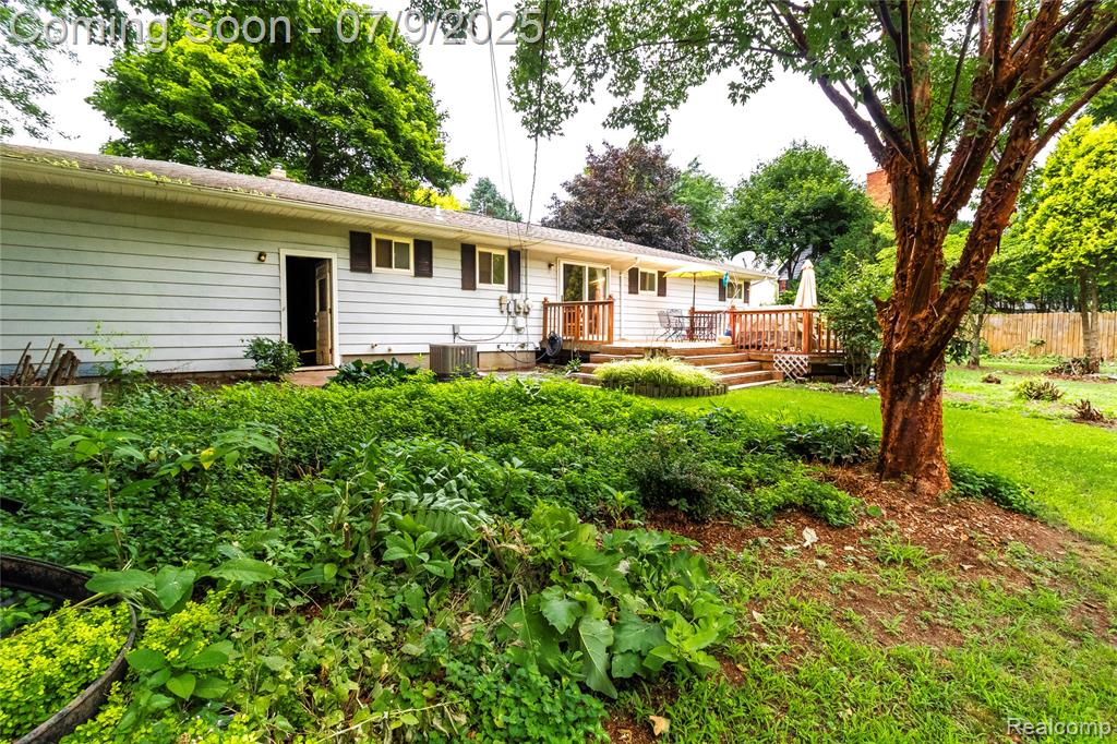 1917 Lochinvar Boulevard, Oakland, MI — Photo 31