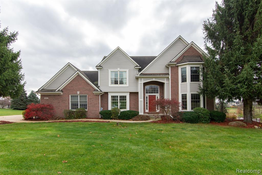 8714 GLEN HAVEN Drive, Howell, MI 48843 — front exterior