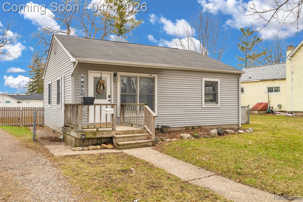 527 Turrill Avenue, Lapeer, MI 48446 — Photo 3