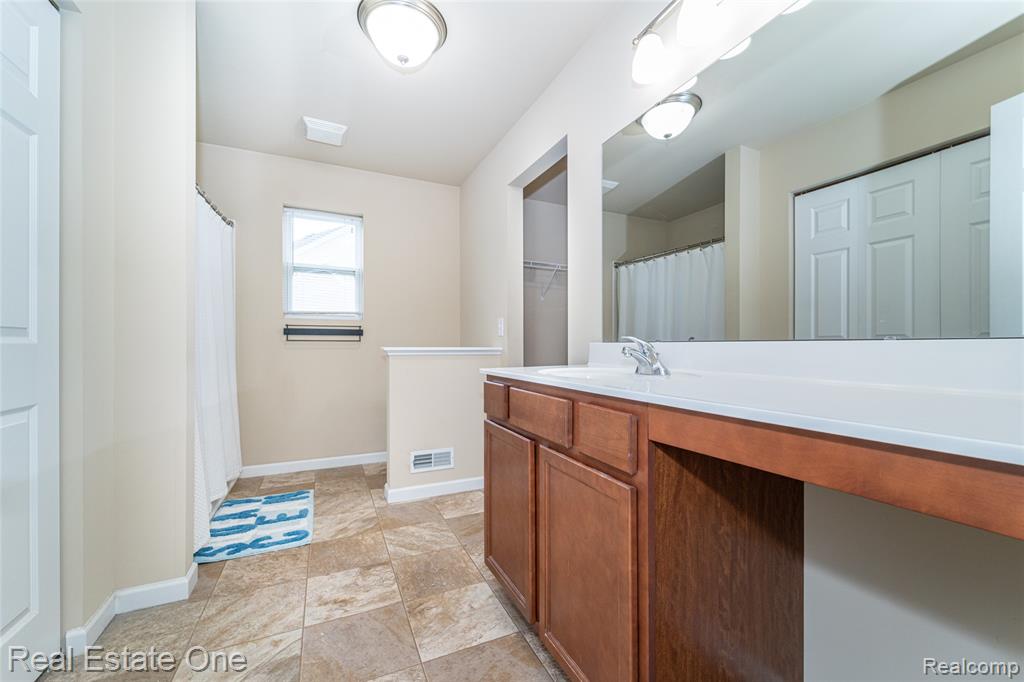 750 Dewars Street, Howell, MI 48843 — Photo 19