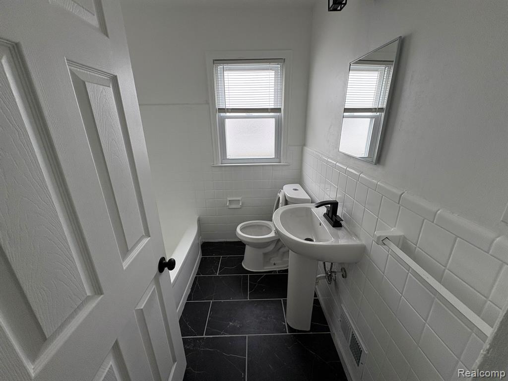 6360 Brace Street, Detroit, MI 48228 — Photo 5