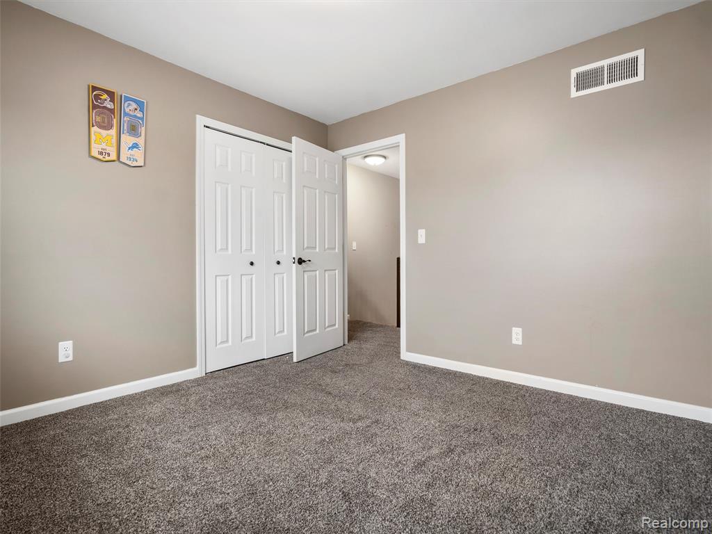 50308 Hillside Drive, Macomb, MI 48044 — Photo 29