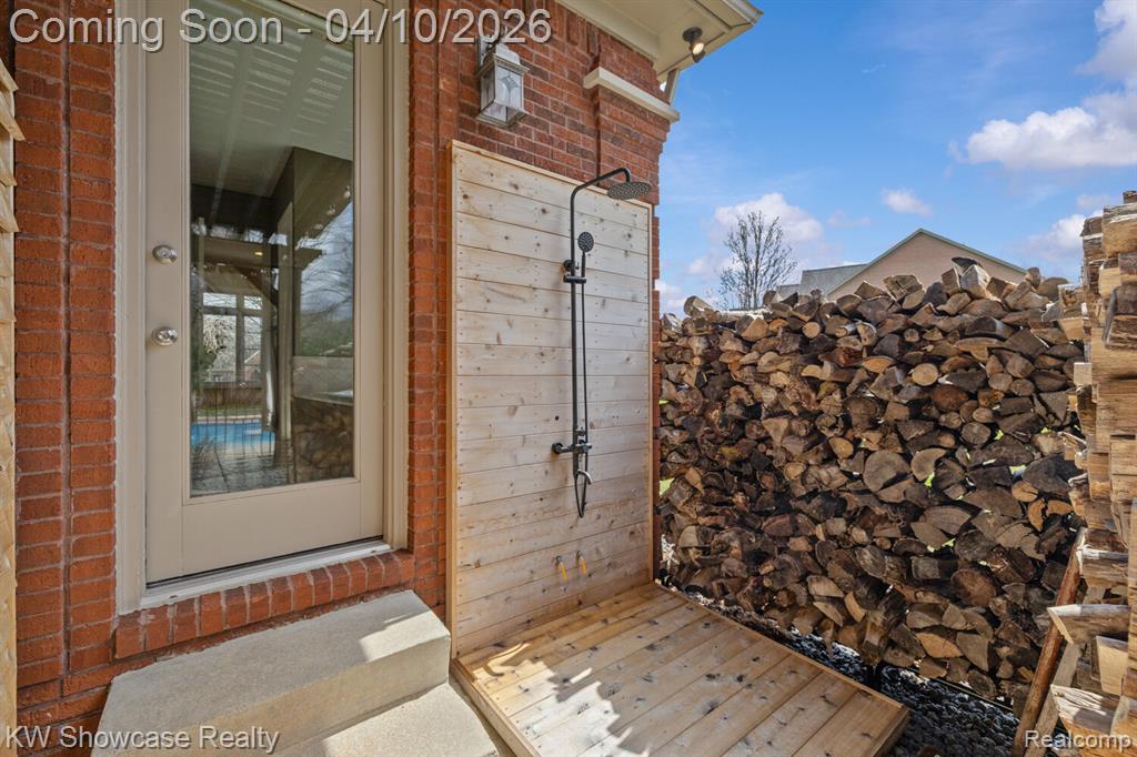 2901 Vero Drive, Highland, MI 48356 — Photo 15