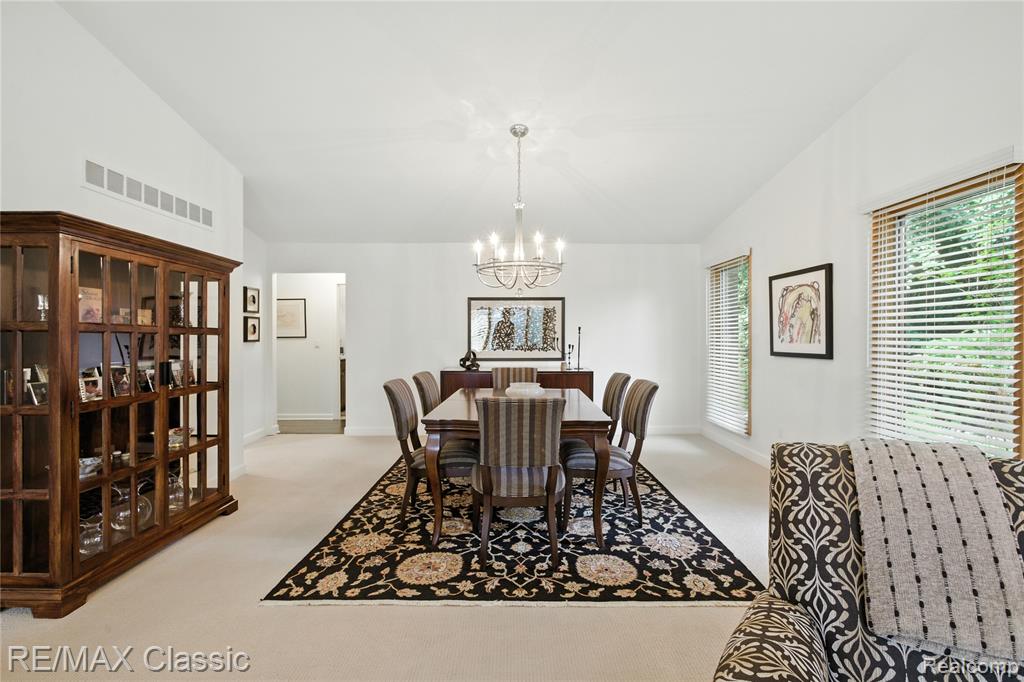 4022 CHABLIS Street, West Bloomfield, MI 48323 — Photo 18