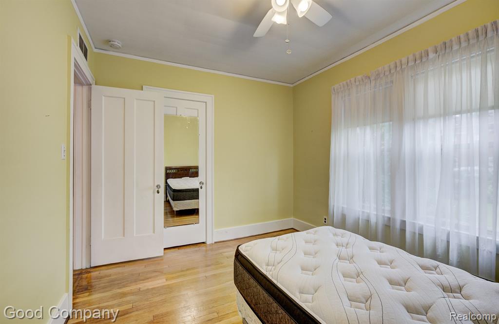515 W Golden Gate, Highland Park, MI 48203 — Photo 21