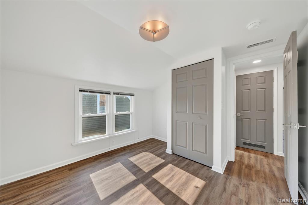 453 MANATEE Avenue, Hazel Park, MI 48030 — Photo 25
