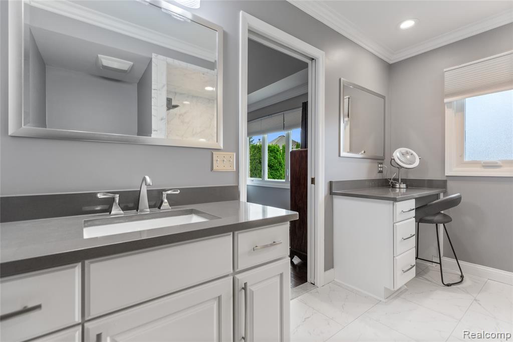 49279 Dunhill Drive, Macomb, MI 48044 — Photo 29