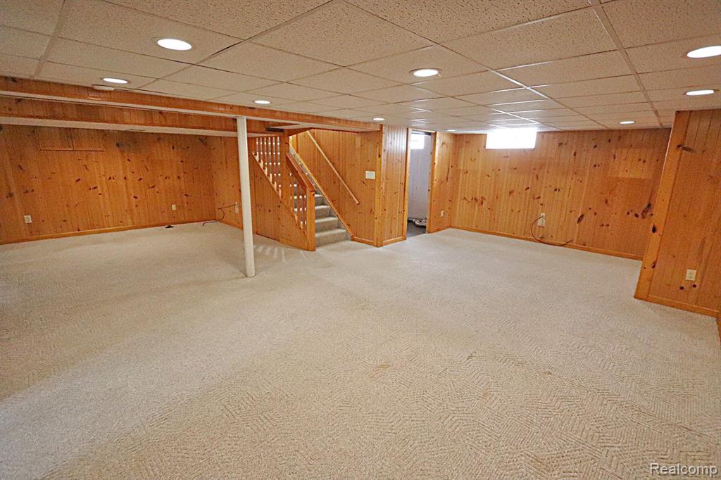9929 DEERING Street, Livonia, MI 48150 — Photo 28