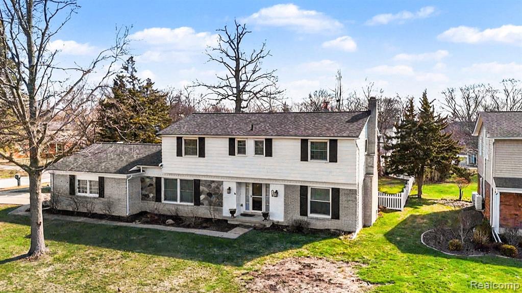 26031 Hidden Lane, Grosse Ile, MI 48138 — Photo 45