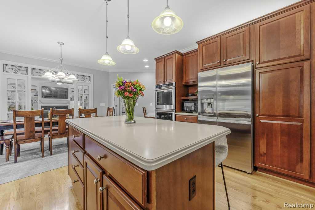 7809 Haverhill Court N, Canton, MI 48187 — Photo 12