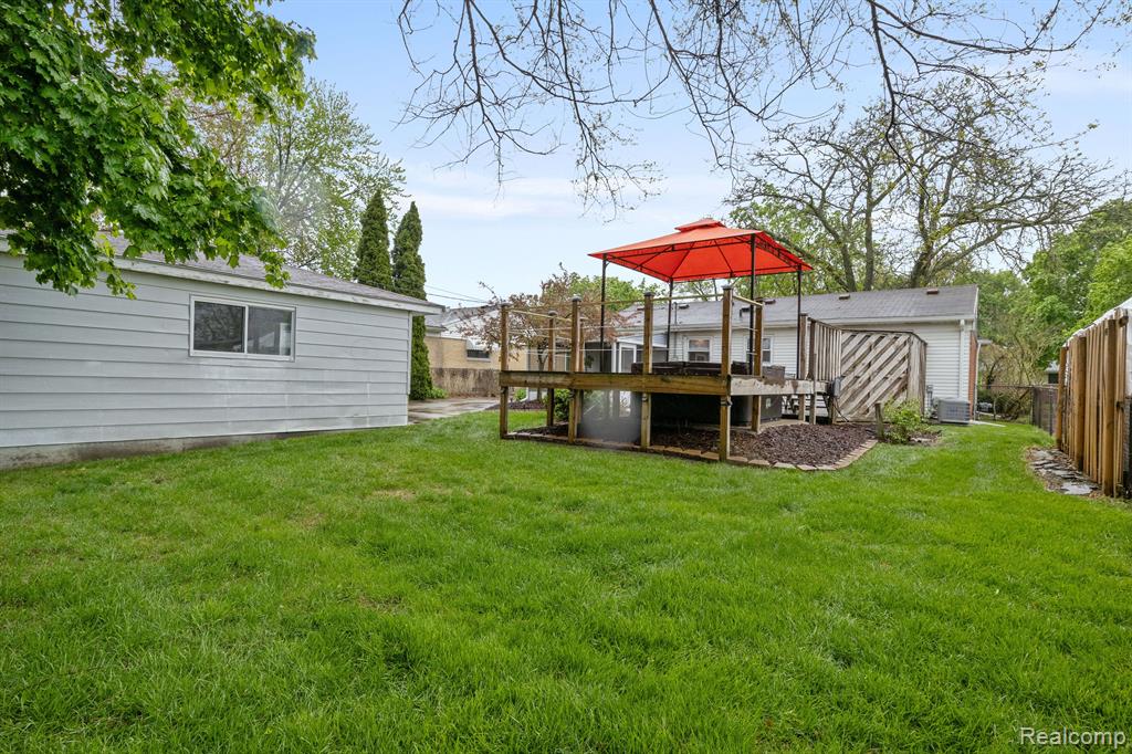 40740 ORANGELAWN Avenue, Plymouth, MI 48170 — Photo 28