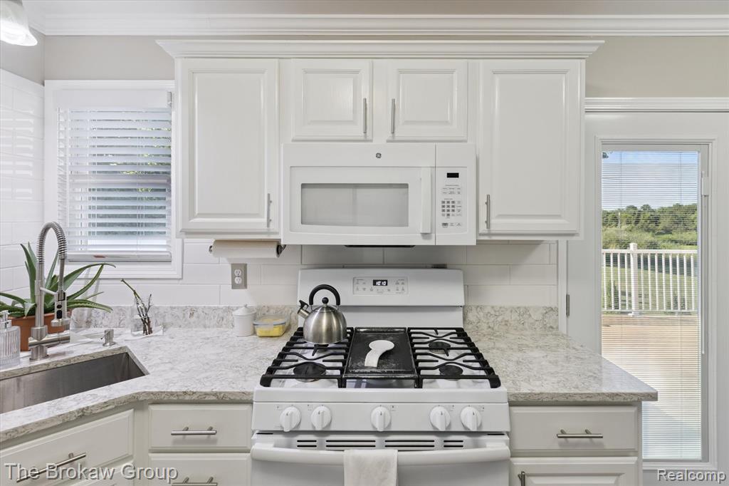 5125 Otter Lake Road, Otter Lake, MI 48464 — Photo 14